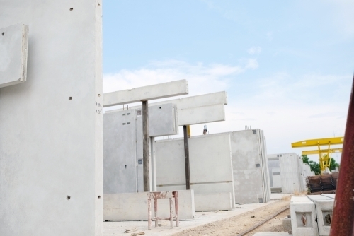 Betonelementer på byggeplads i Trekantsområdet til større betonarbejde